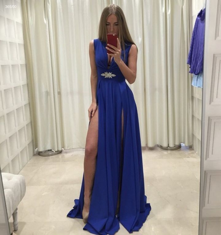 Довге вечірнє плаття синього кольору з подвійним розрізом "Кімберлі" 20 кольорів, розміри 40-60