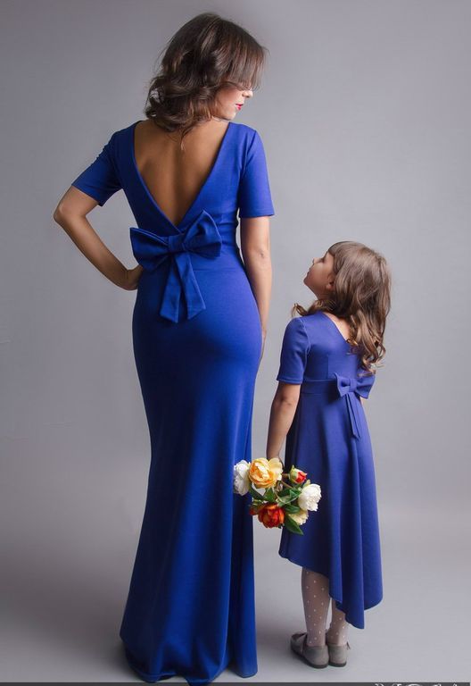 Синие длинные платья с бантом сзади family look для мамы и дочки, 25 цветов, размеры 24-60