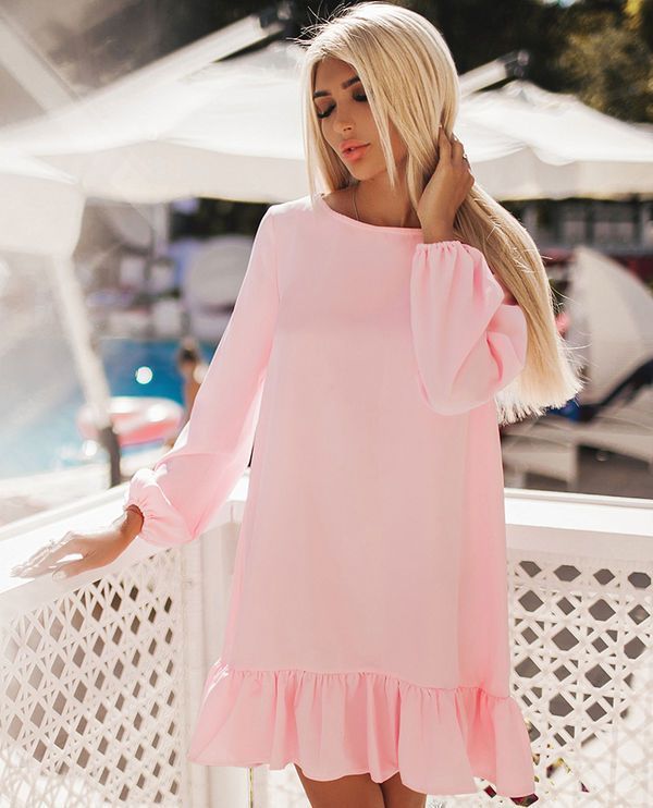 Нежное розовое платье с воланом "Чесси" 20 цветов, размеры 40-60