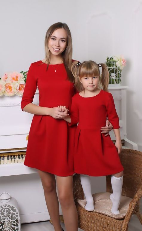 Червоні короткі сукні family look для мами і доньки, 25 кольорів, розміри 24-60